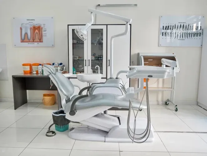 Slayder fotosurati: Alfraganus University Hospital