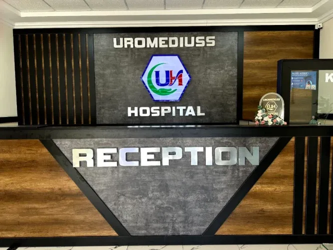 Slayder fotosurati: Uromediuss Hospital