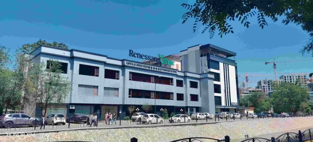 Slayder fotosurati: Renessans Clinic